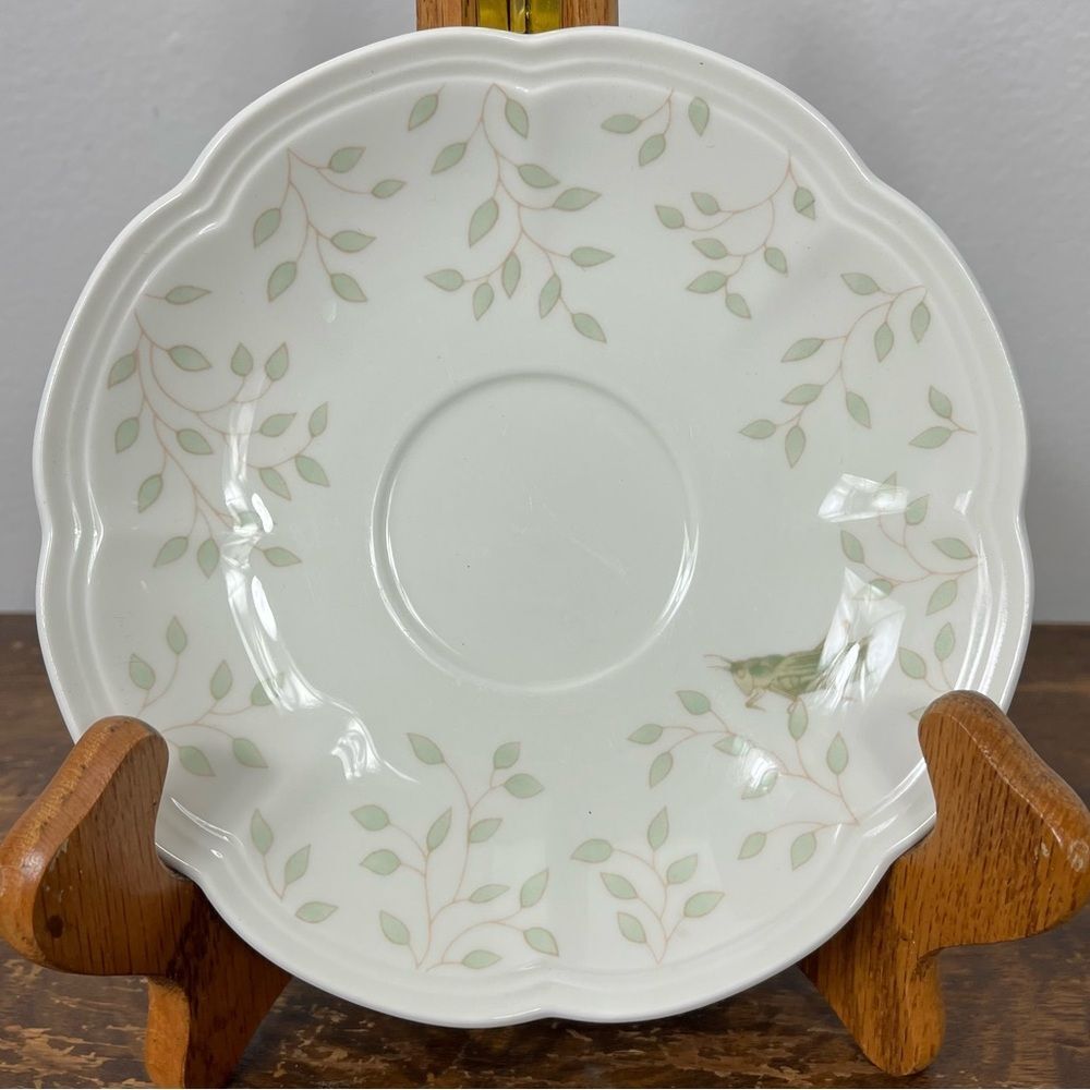 Lenox Butterfly Meadow Saucer featuring a leaf motif and a grasshopper 6 inch